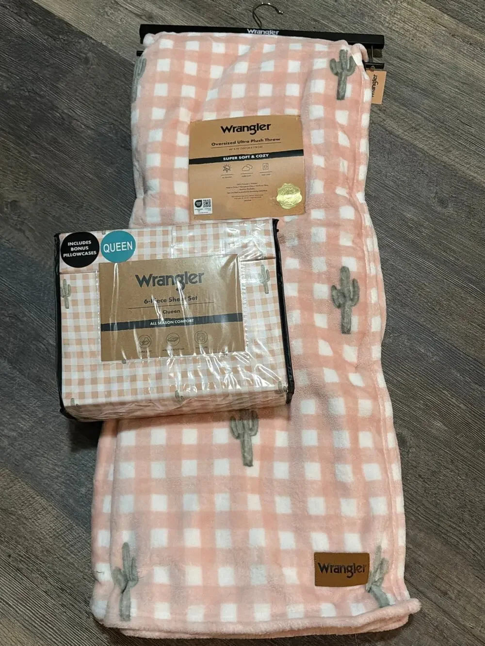 Wrangler 6-pc Queen Sheet Set Cactus Gingham Pink & Oversized Throw 60”x70”